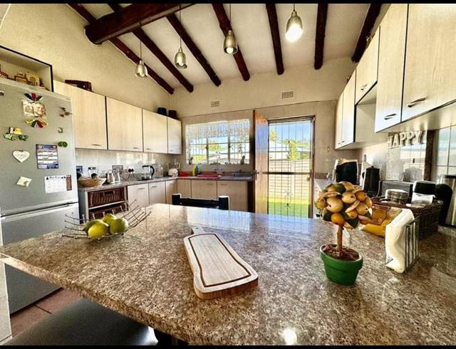 3 BEDROOM HOUSE FOR SALE IN BRACKENDOWNS